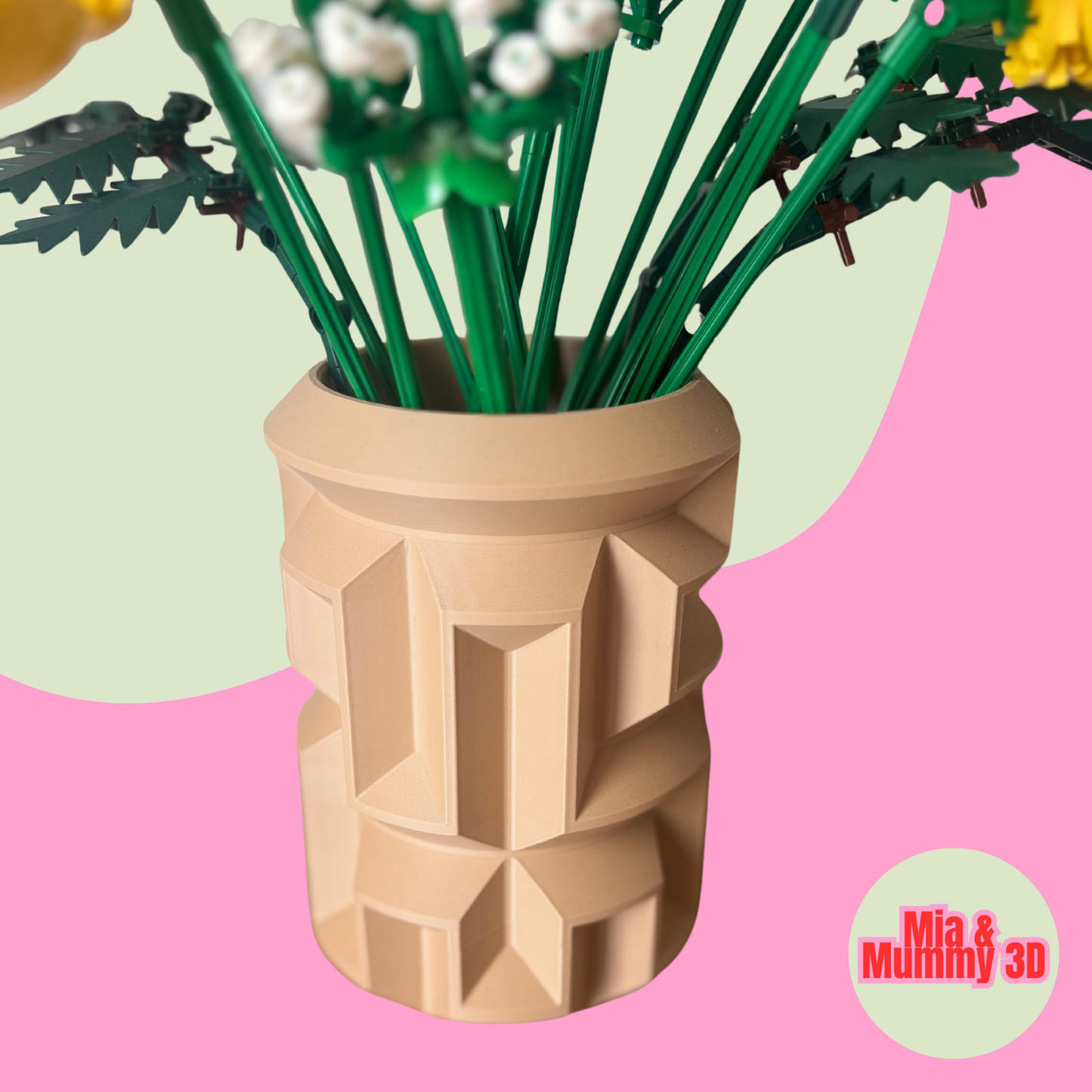 Snake pattern vase for Brick flowers