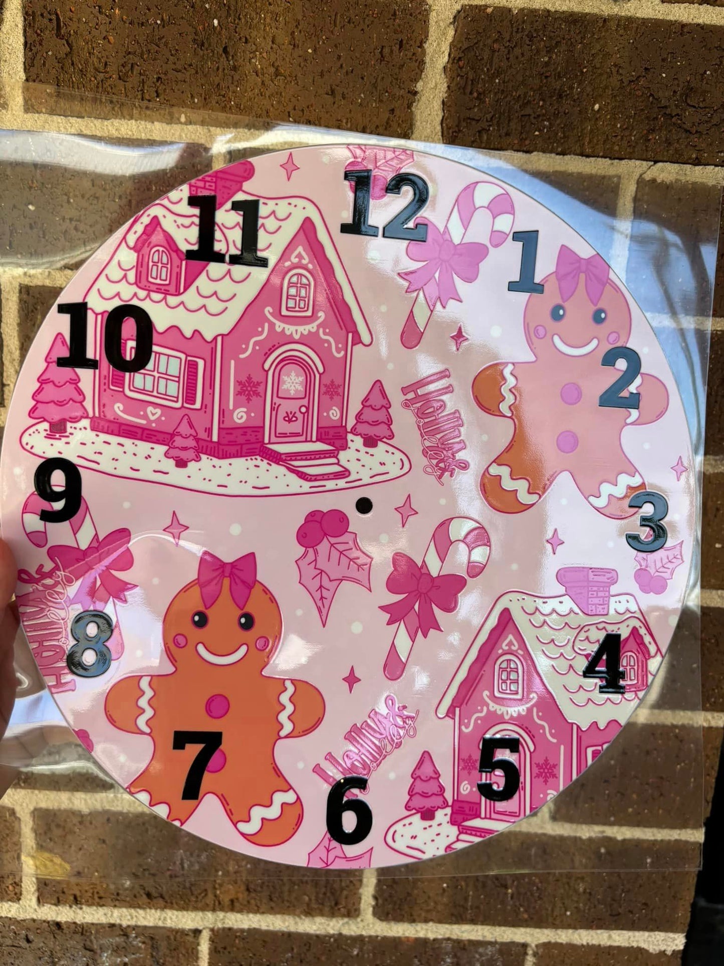 PINK GINGERBREAD -DTF CLOCK