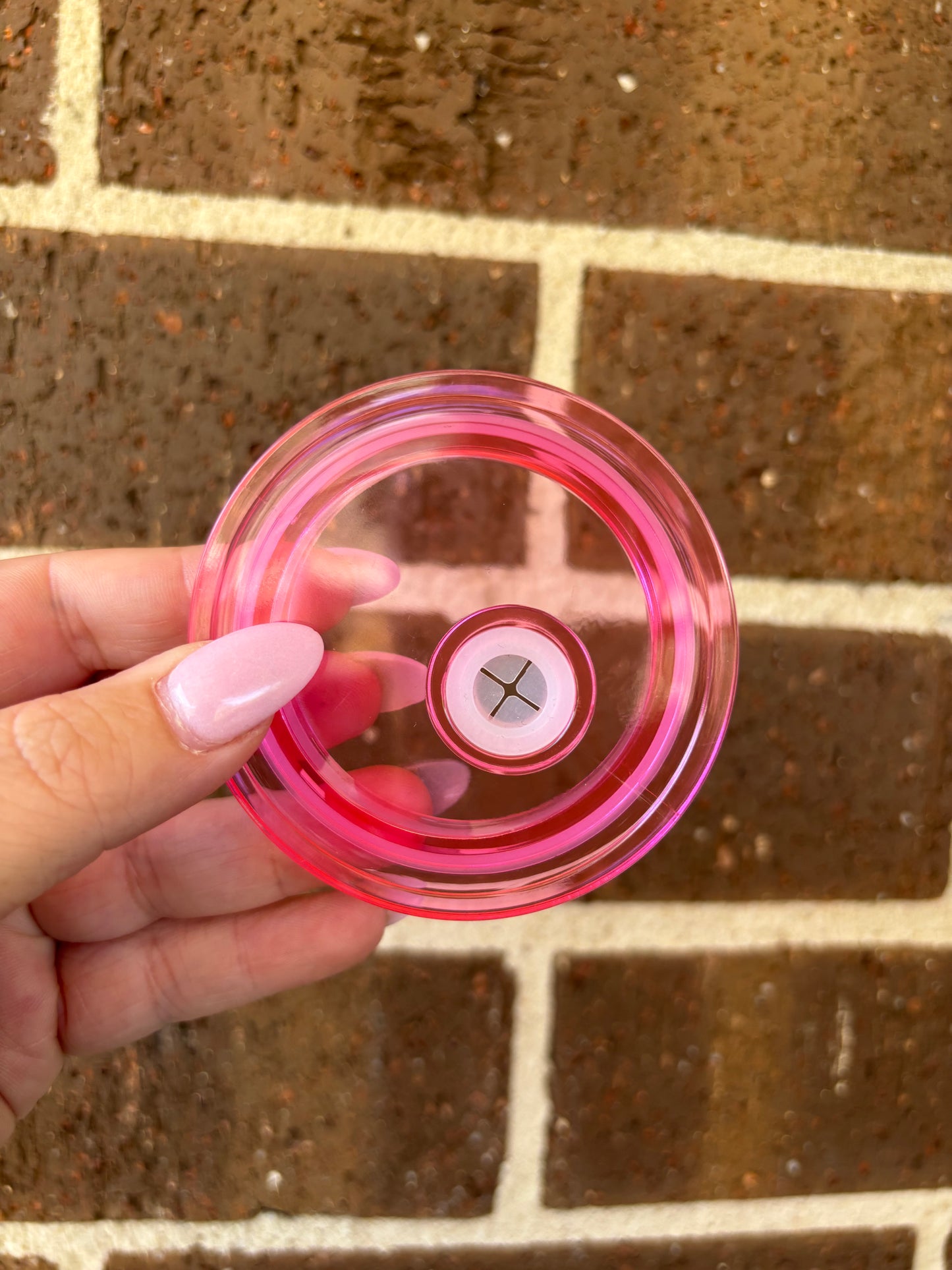 Transparent Acrylic Lids.